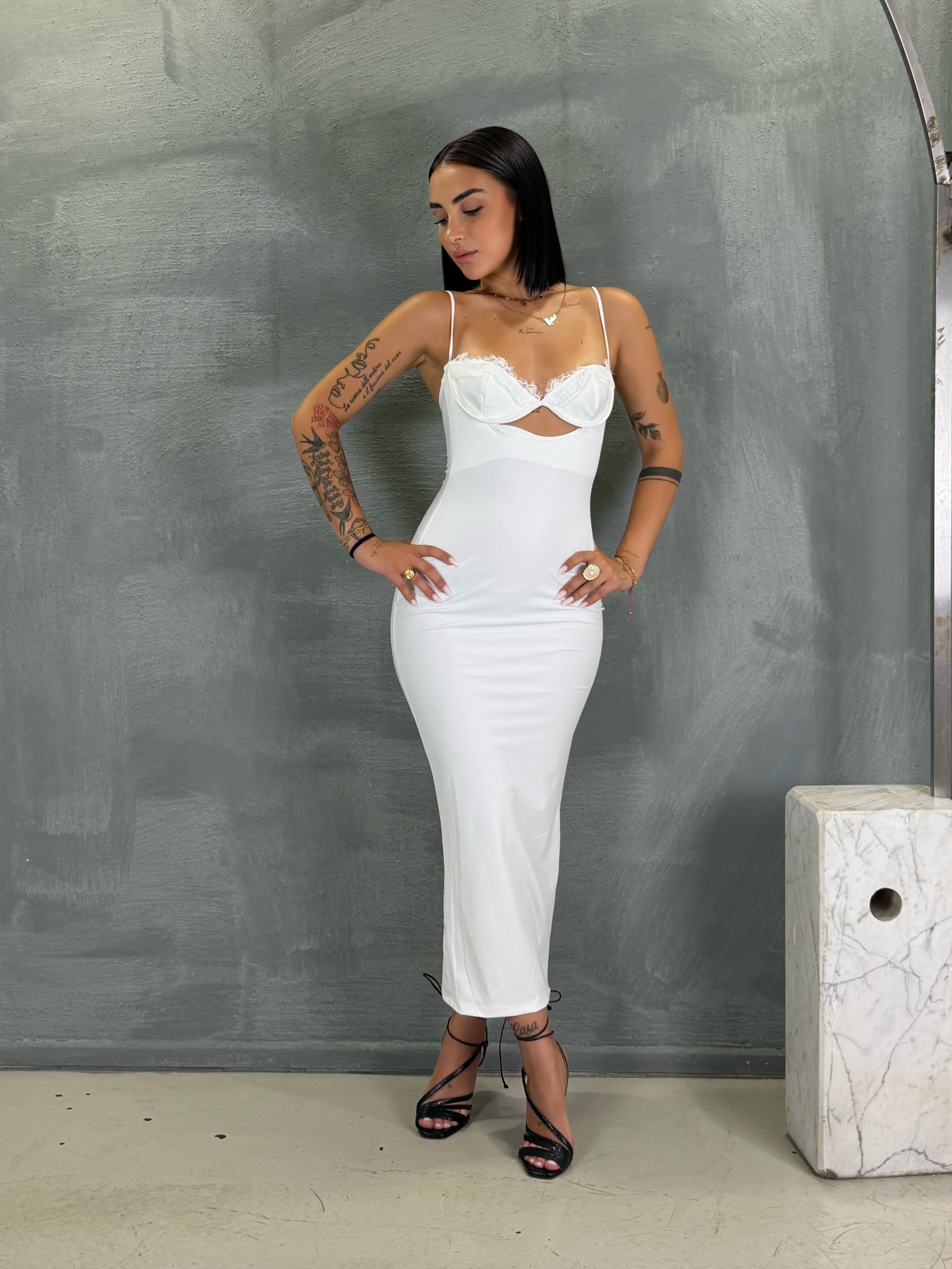Abito Zola’ White