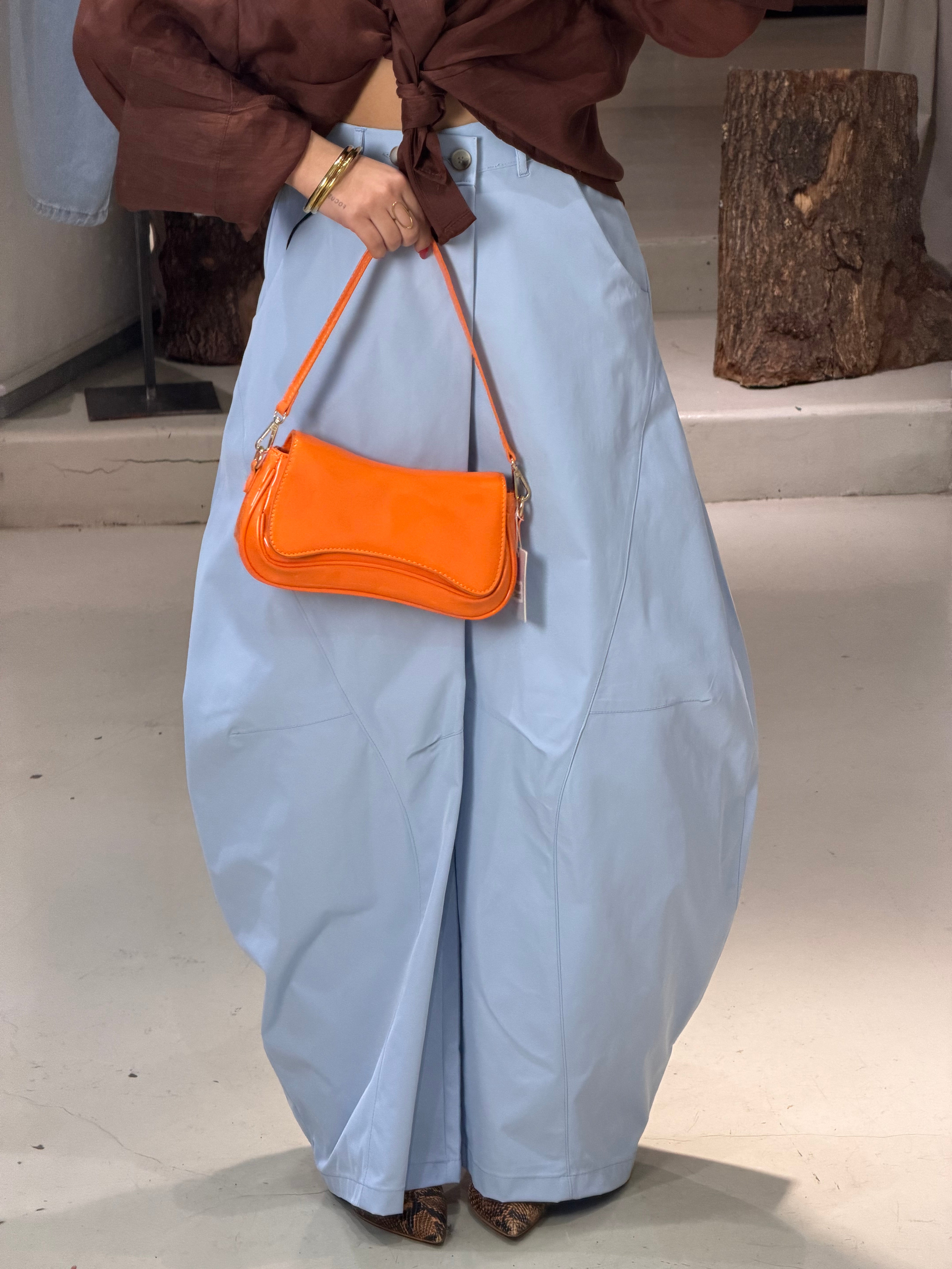 Pantalone over DRIFT celeste