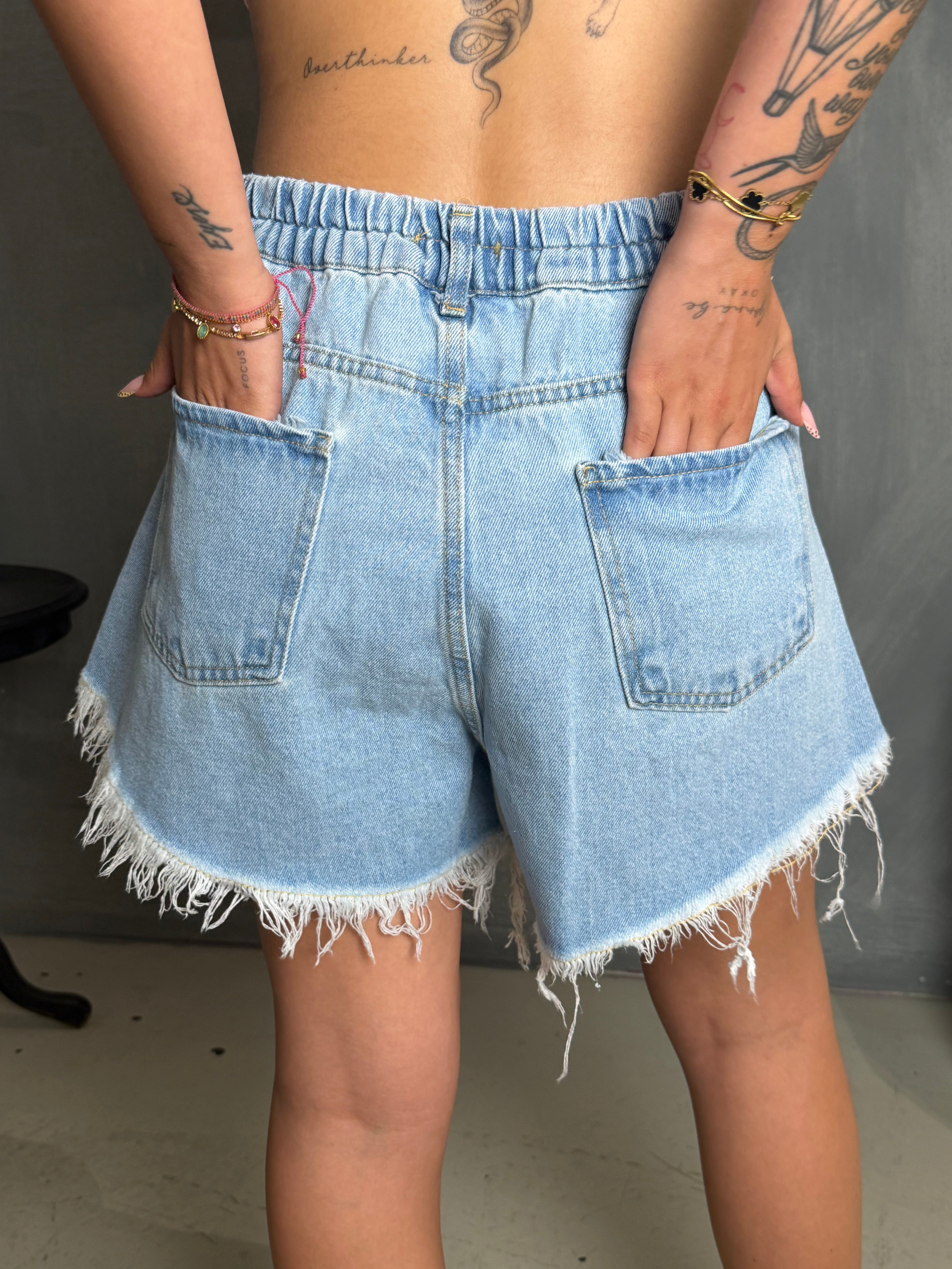 Short Dracma II