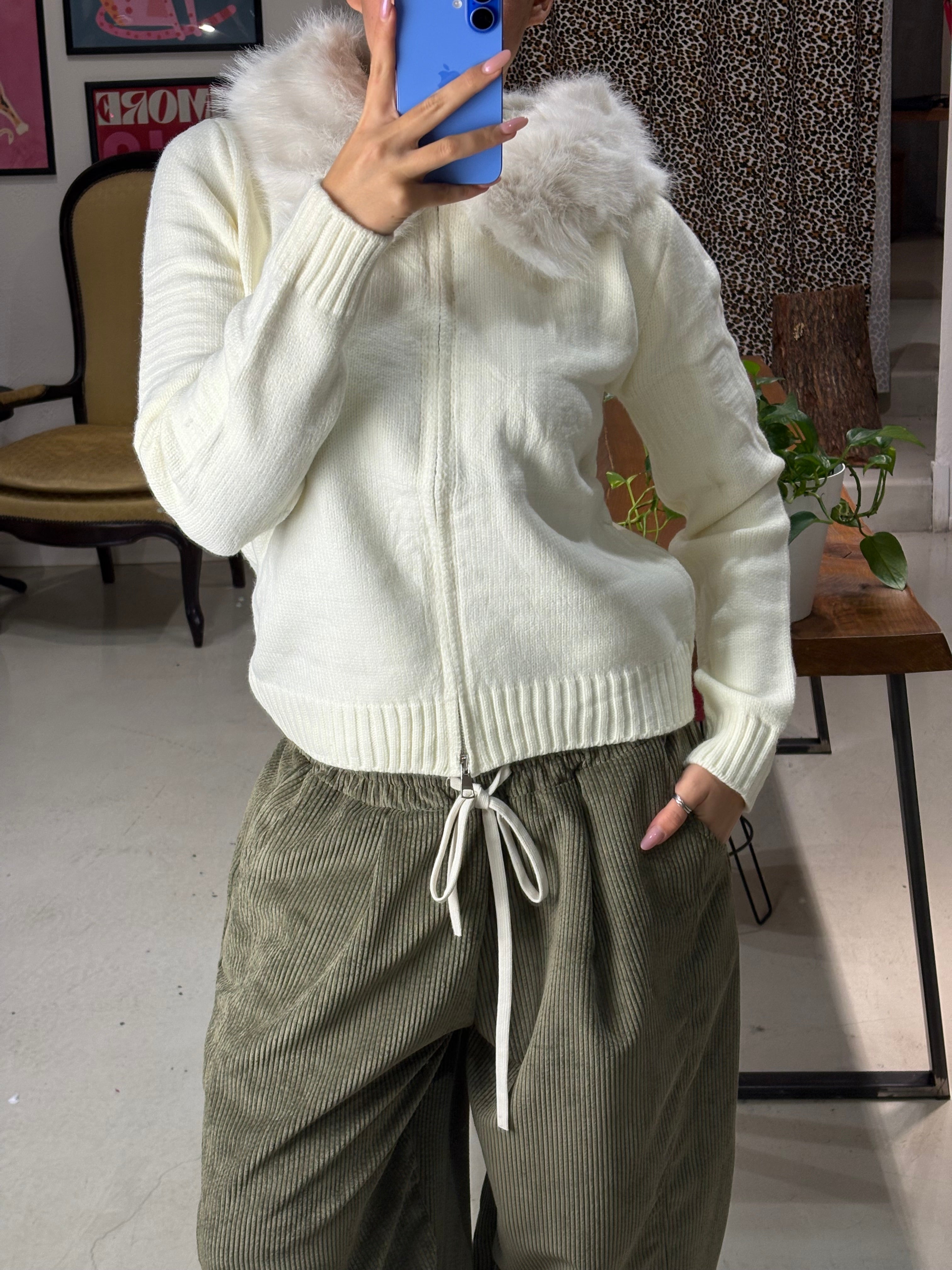 Pullover too