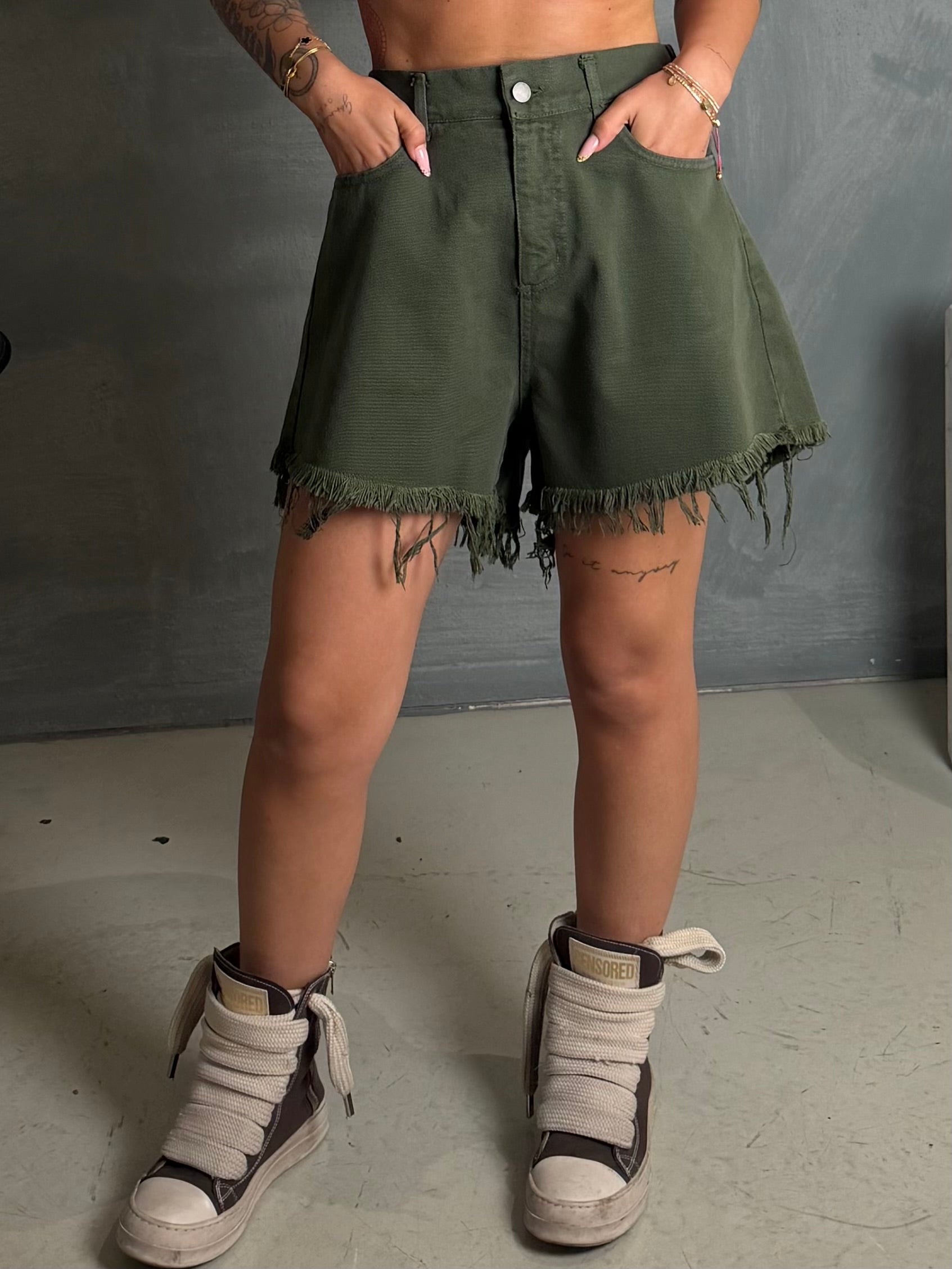 Short Dracma