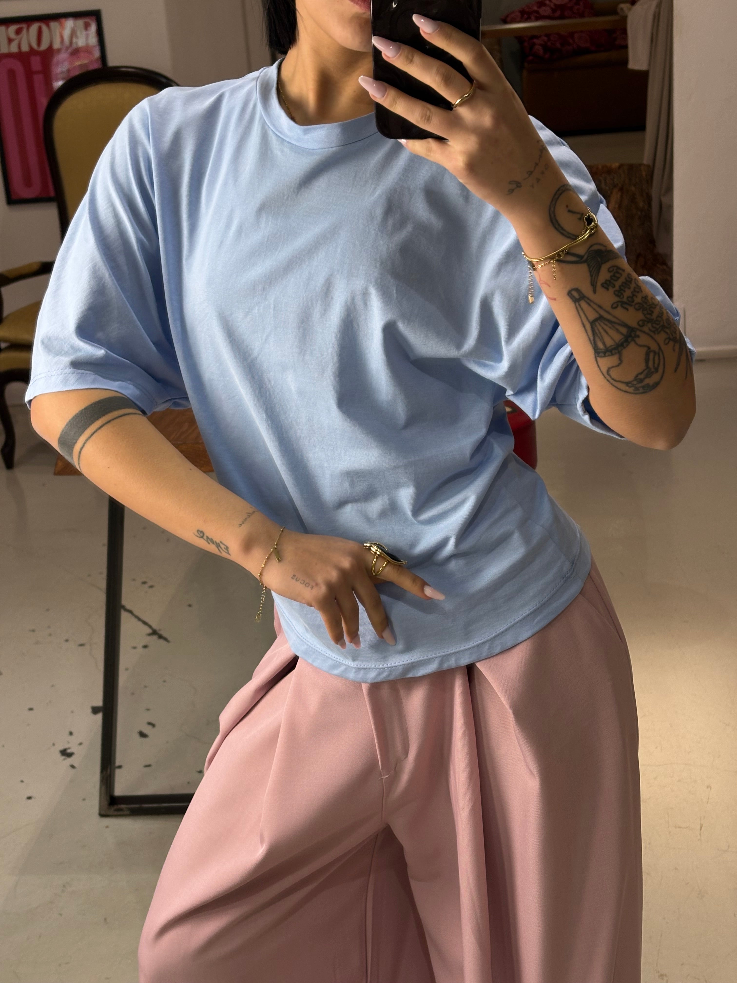 T shirt HALF