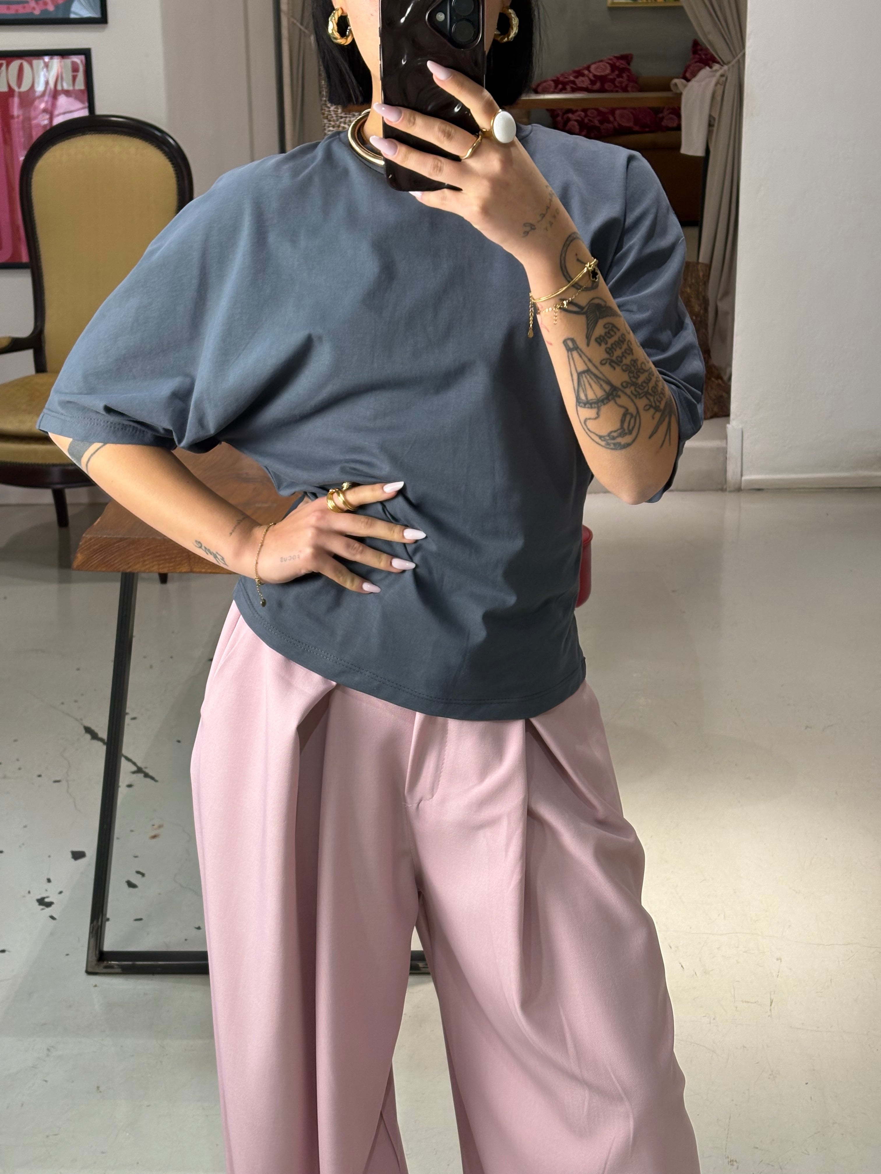 T shirt HALF
