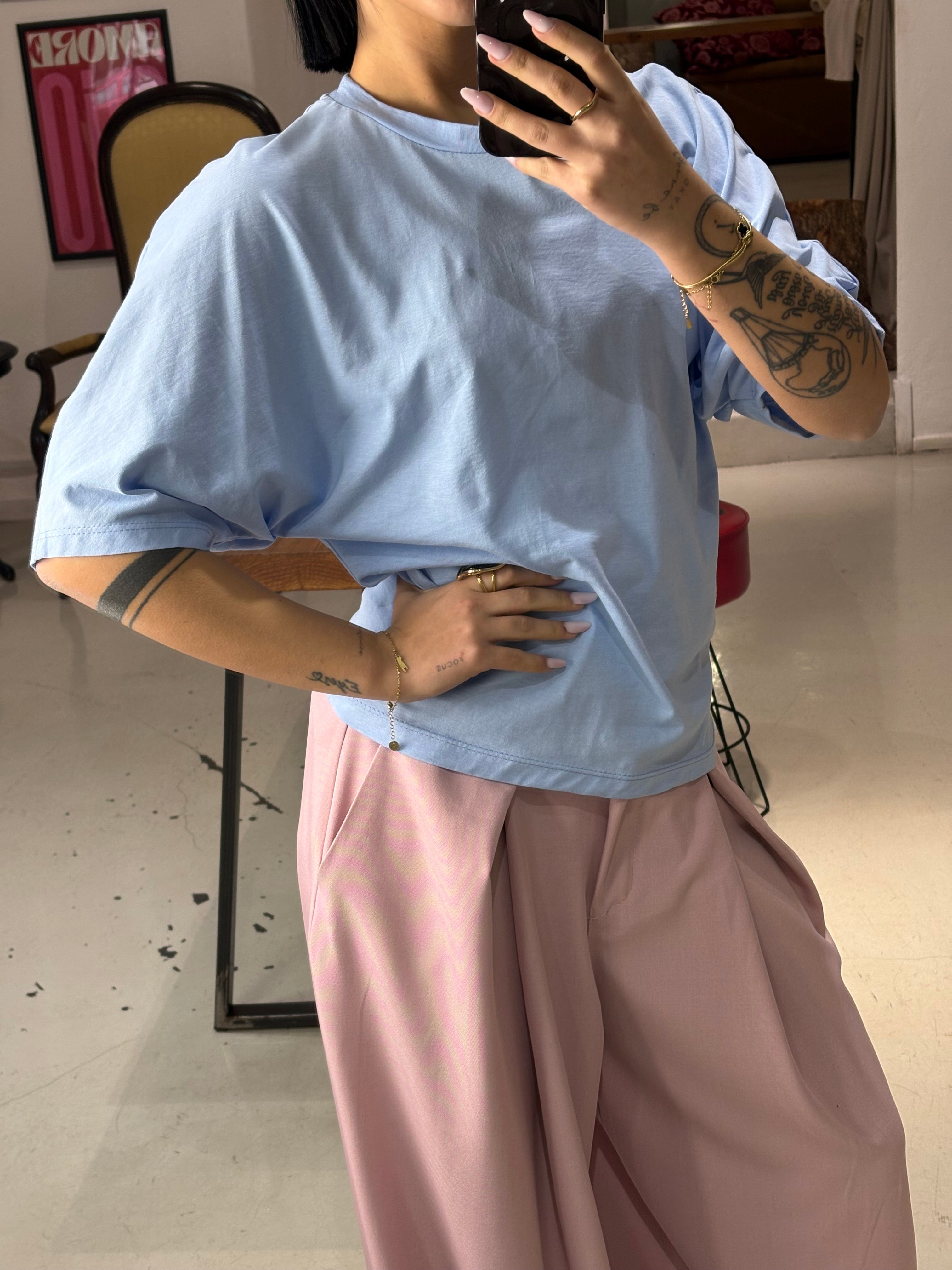 T shirt HALF